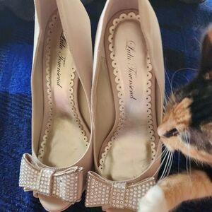 Lulu Townsend Beige Bow Heels
